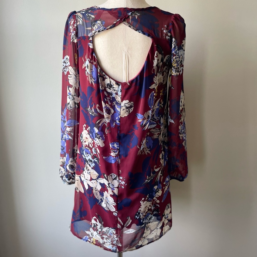 Peppermint | Long-Sleeve Boho Mini Dress | Maroon & Navy Floral | Small - Picture 4 of 6